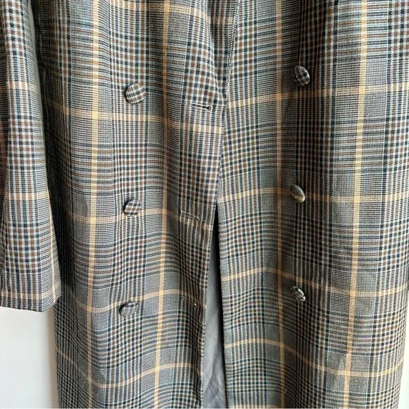 Revolve - Lovers + Friends plaid trench coat - Picture 5 of 9